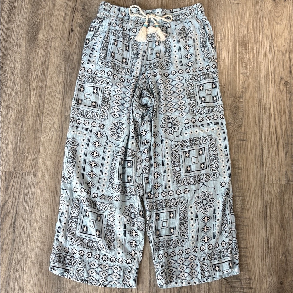 Rachel Zoe bandana pattern Linen blend cropped Pants Womens Size Large